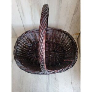 Vintage‎ large brown basket woven picnic home decor